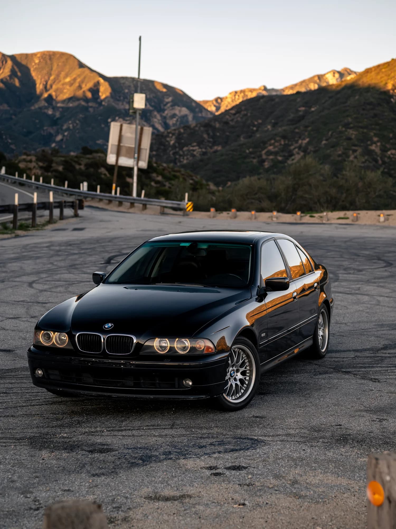 2003 BMW - image 1