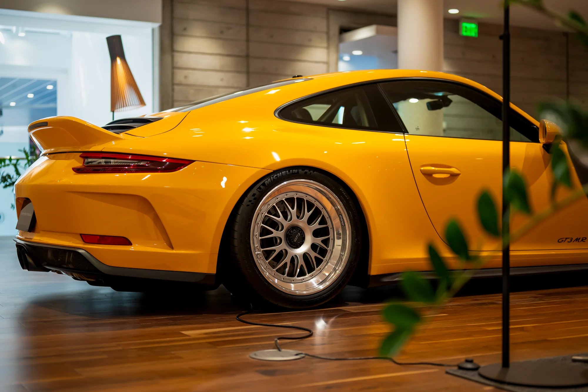 Porsche 911 GT3 MR - image 5
