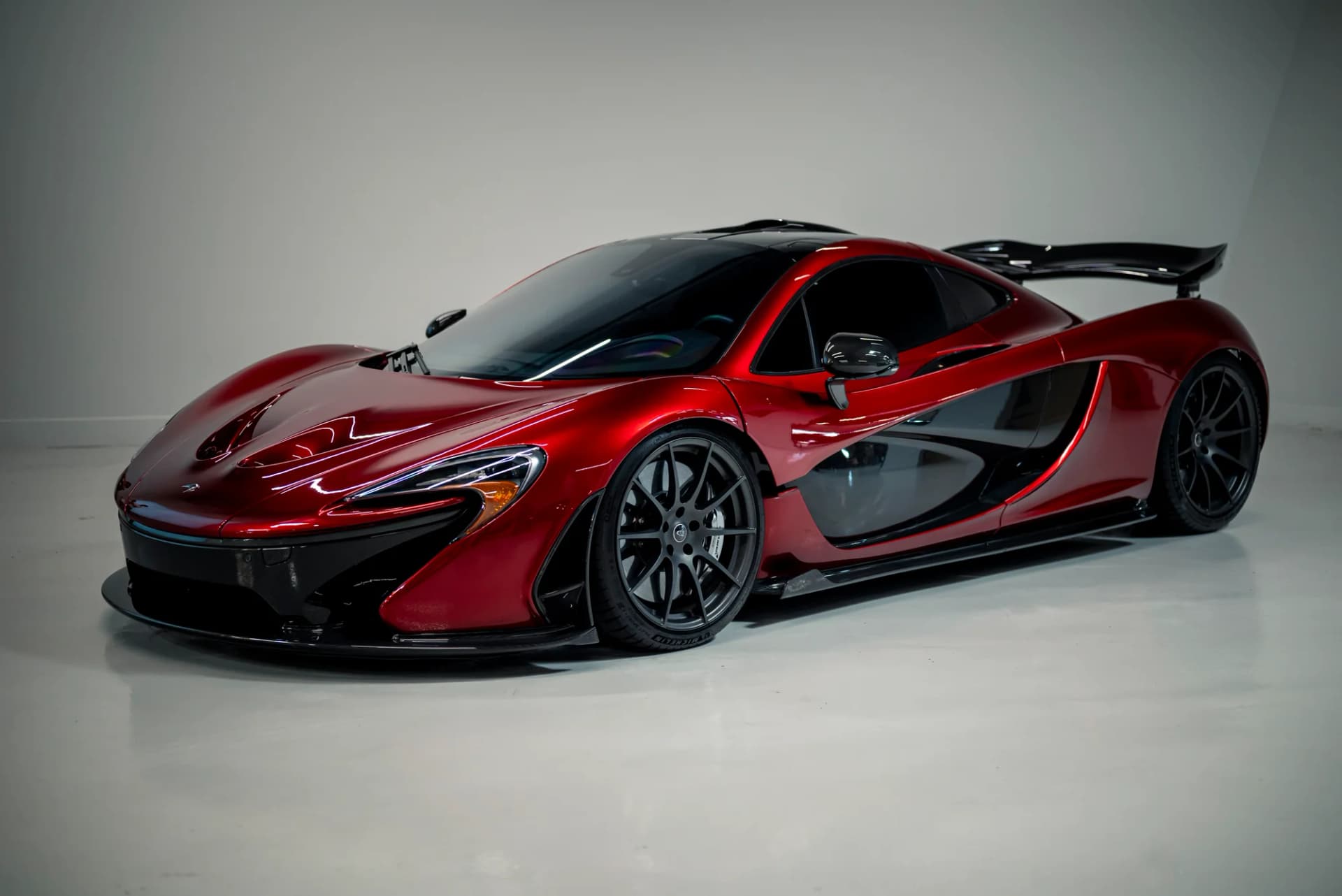 McLaren P1 - image 1