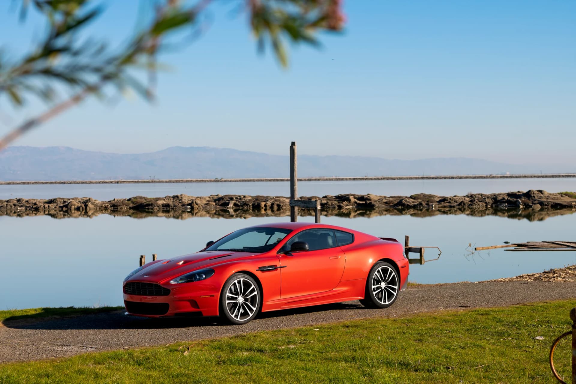 Aston Martin DBS