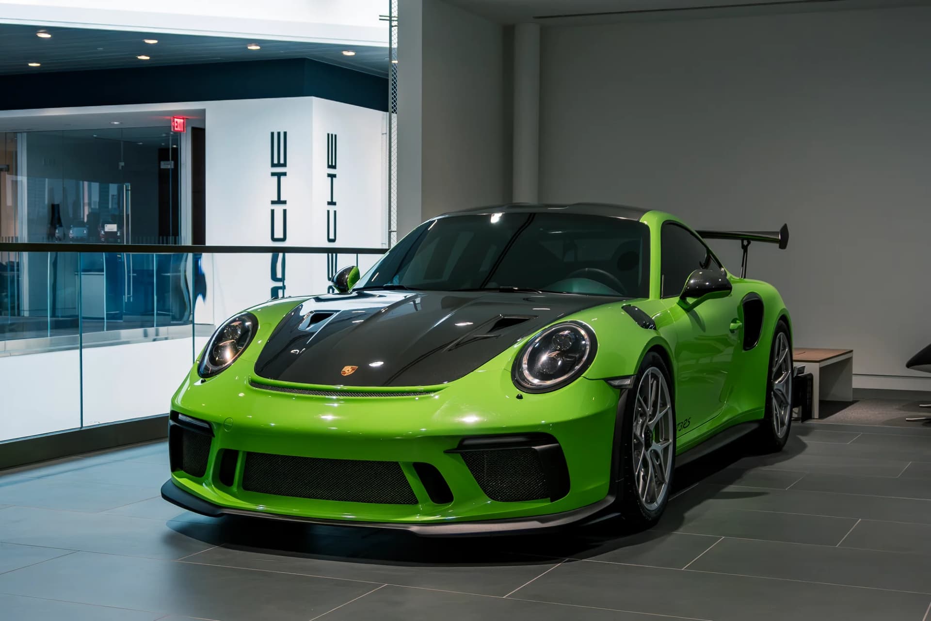 Porsche Selections - image 29