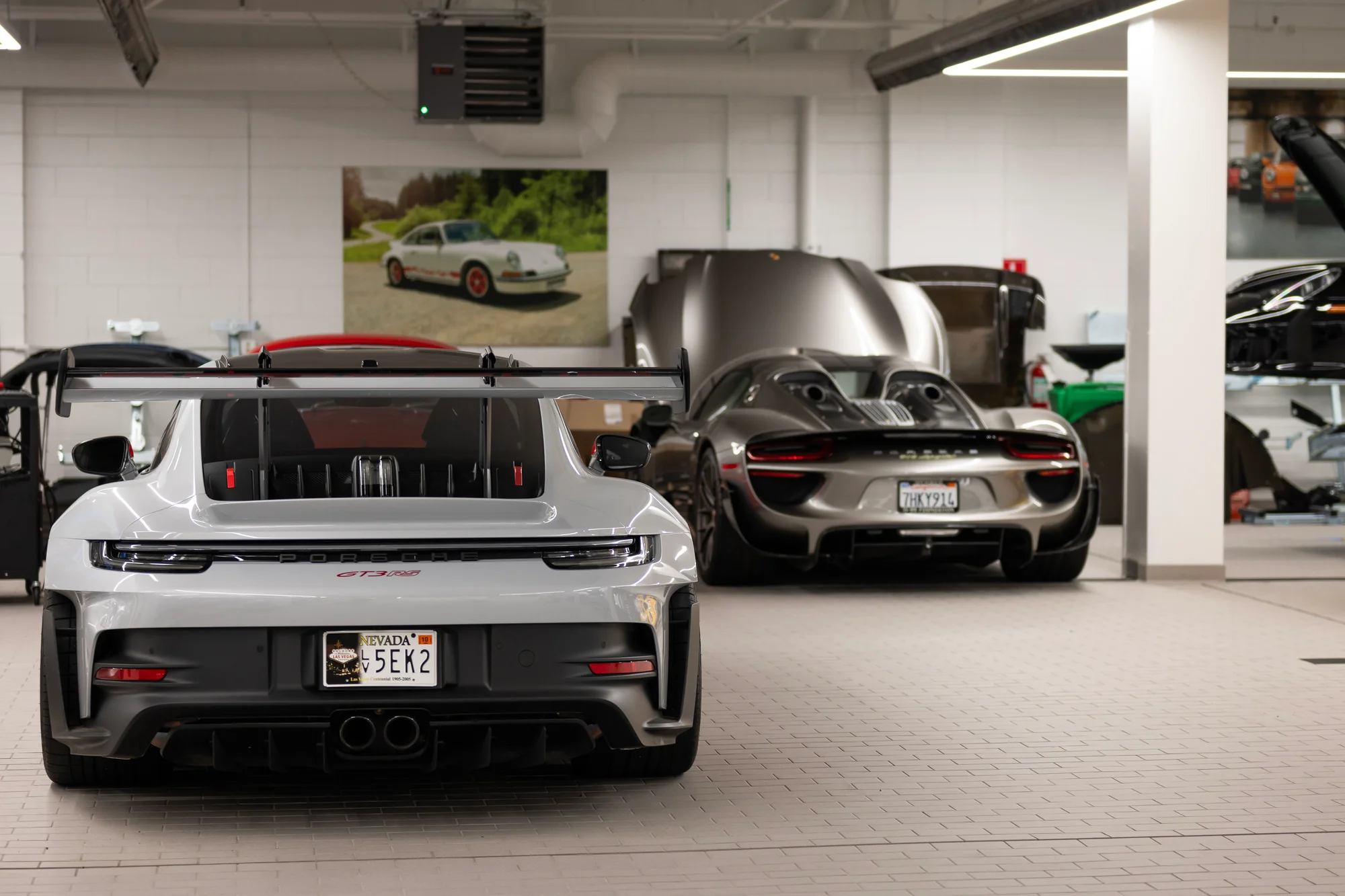 Porsche Selections - image 30