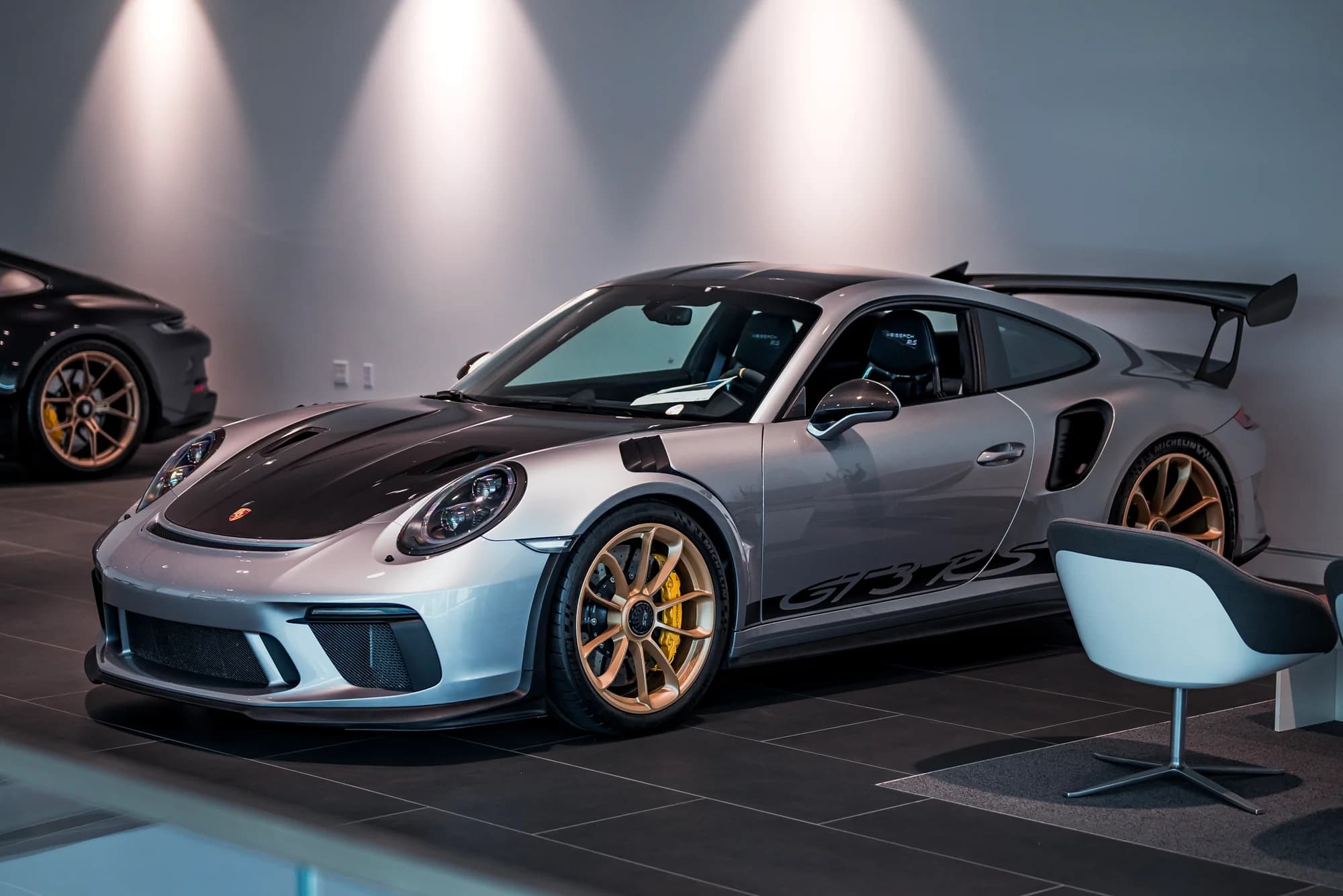 Porsche Selections - image 4
