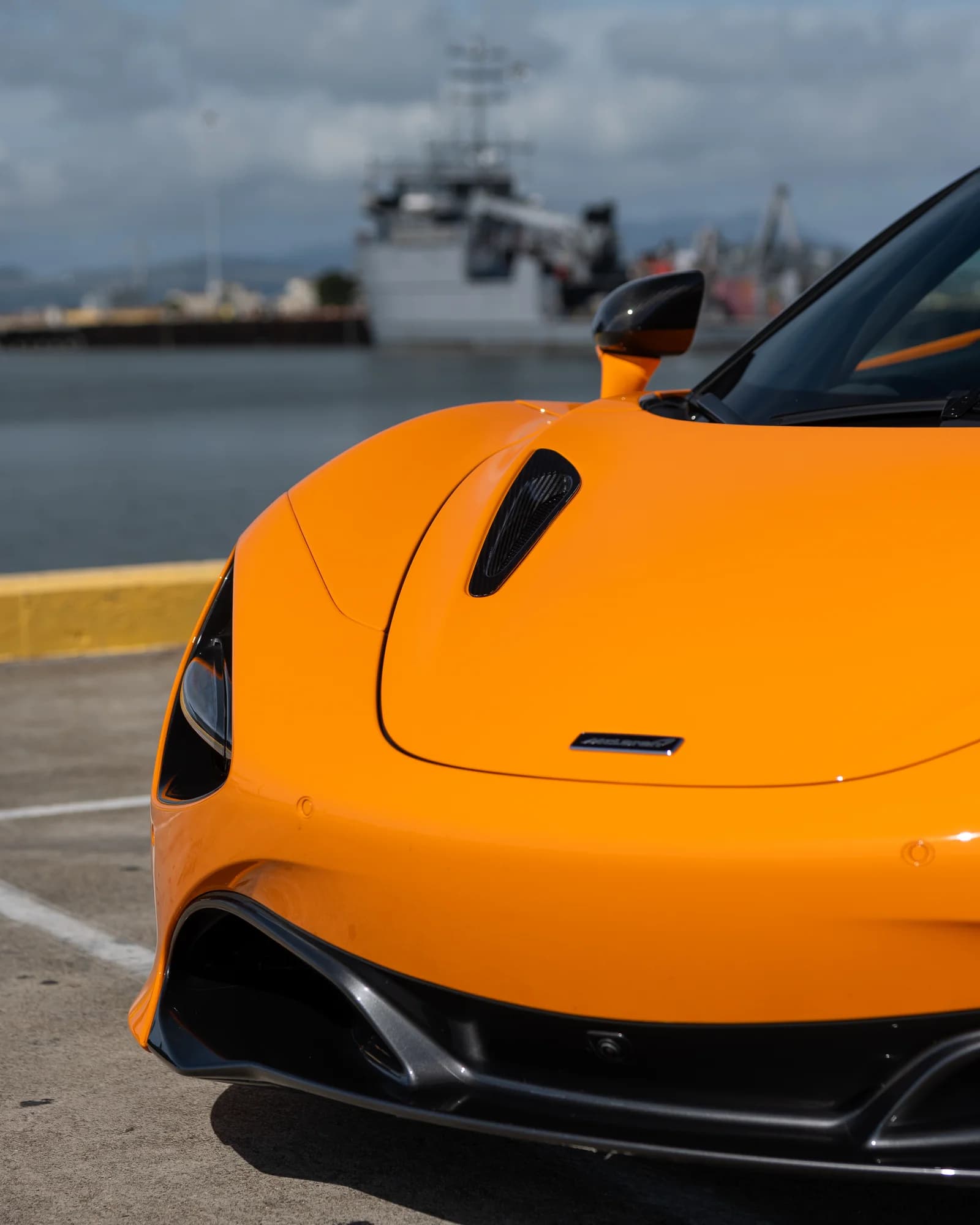 McLaren 720s - image 1