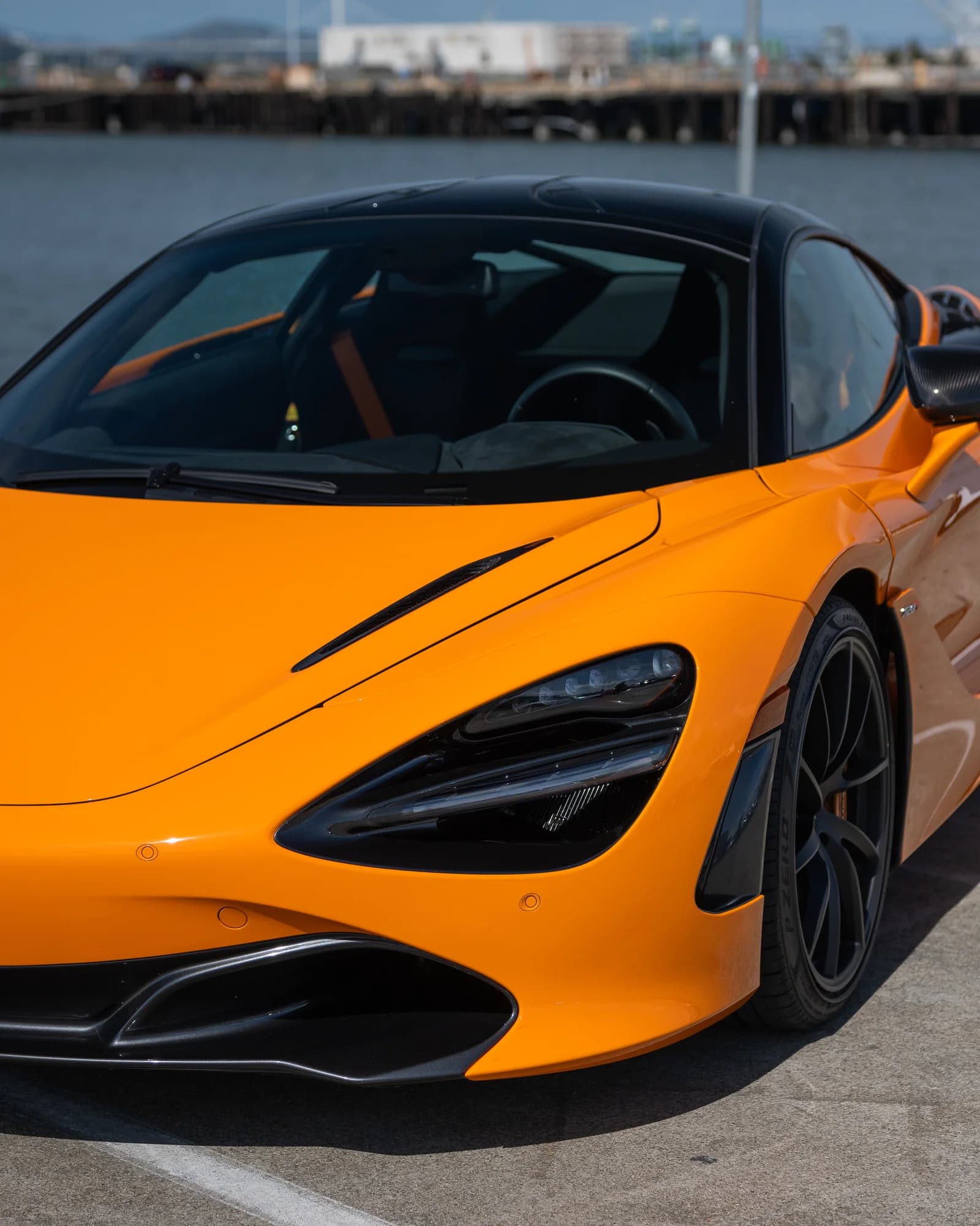 McLaren 720s - image 2