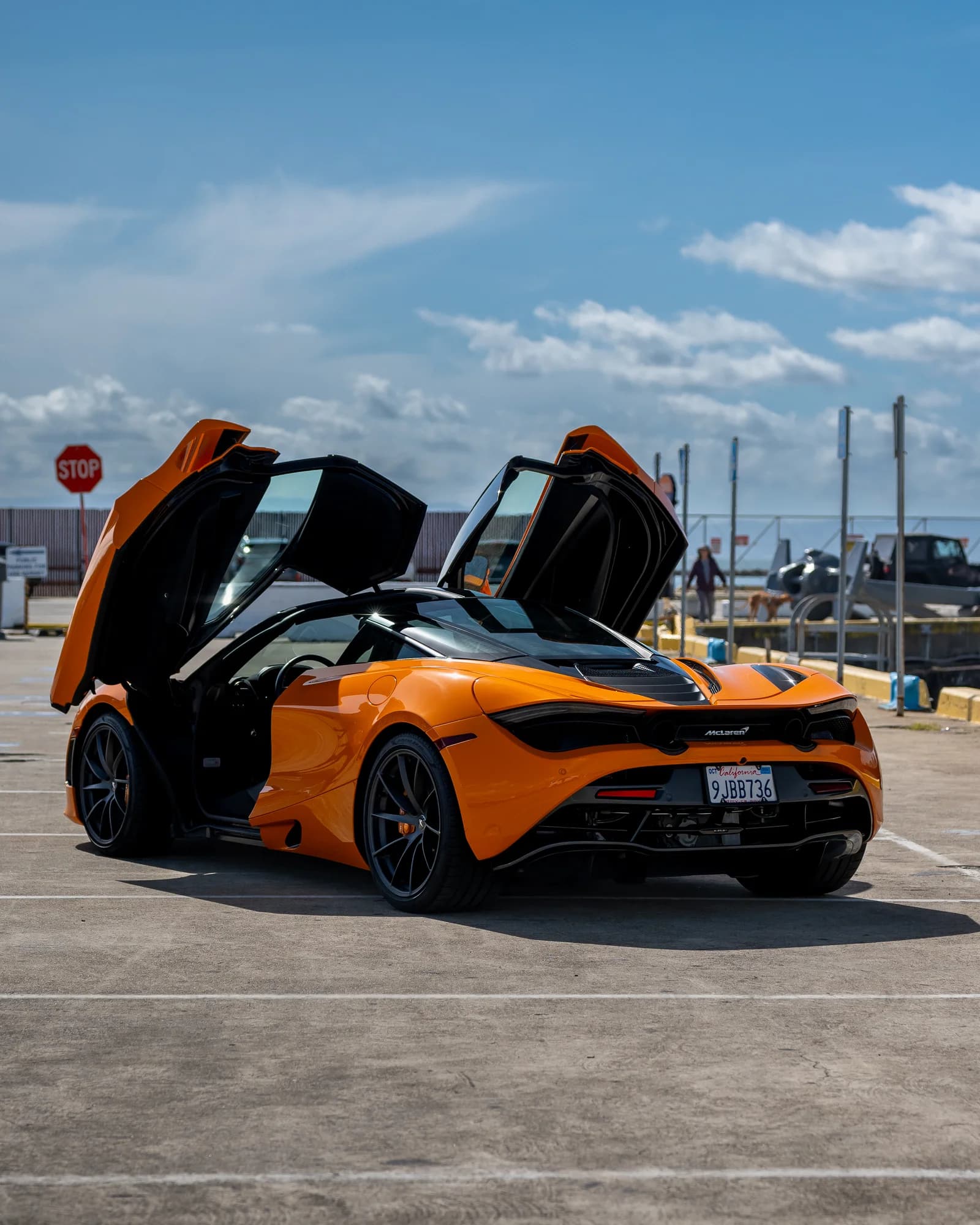 McLaren 720s - image 3