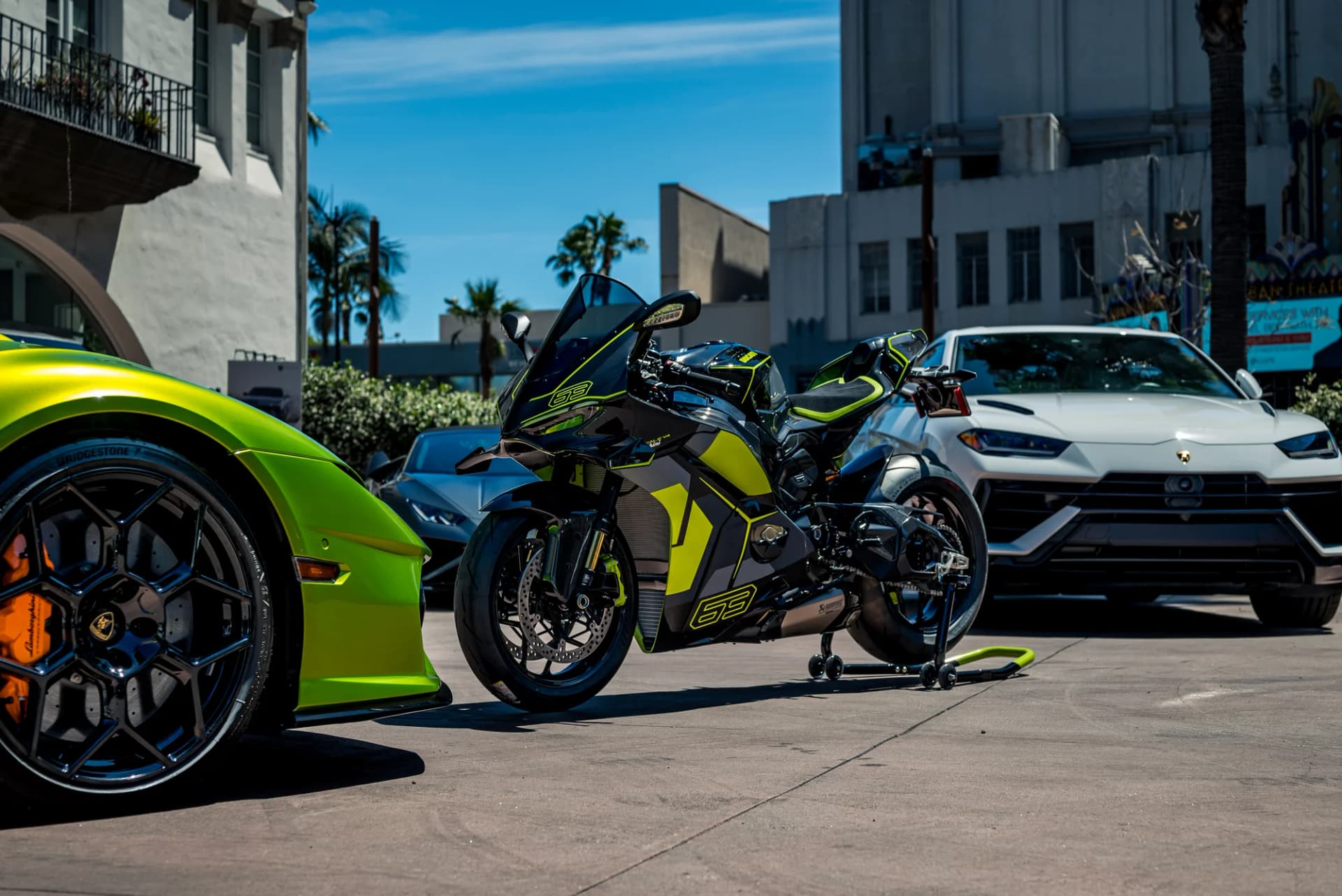 Green on green in Beverly Hills - image 13