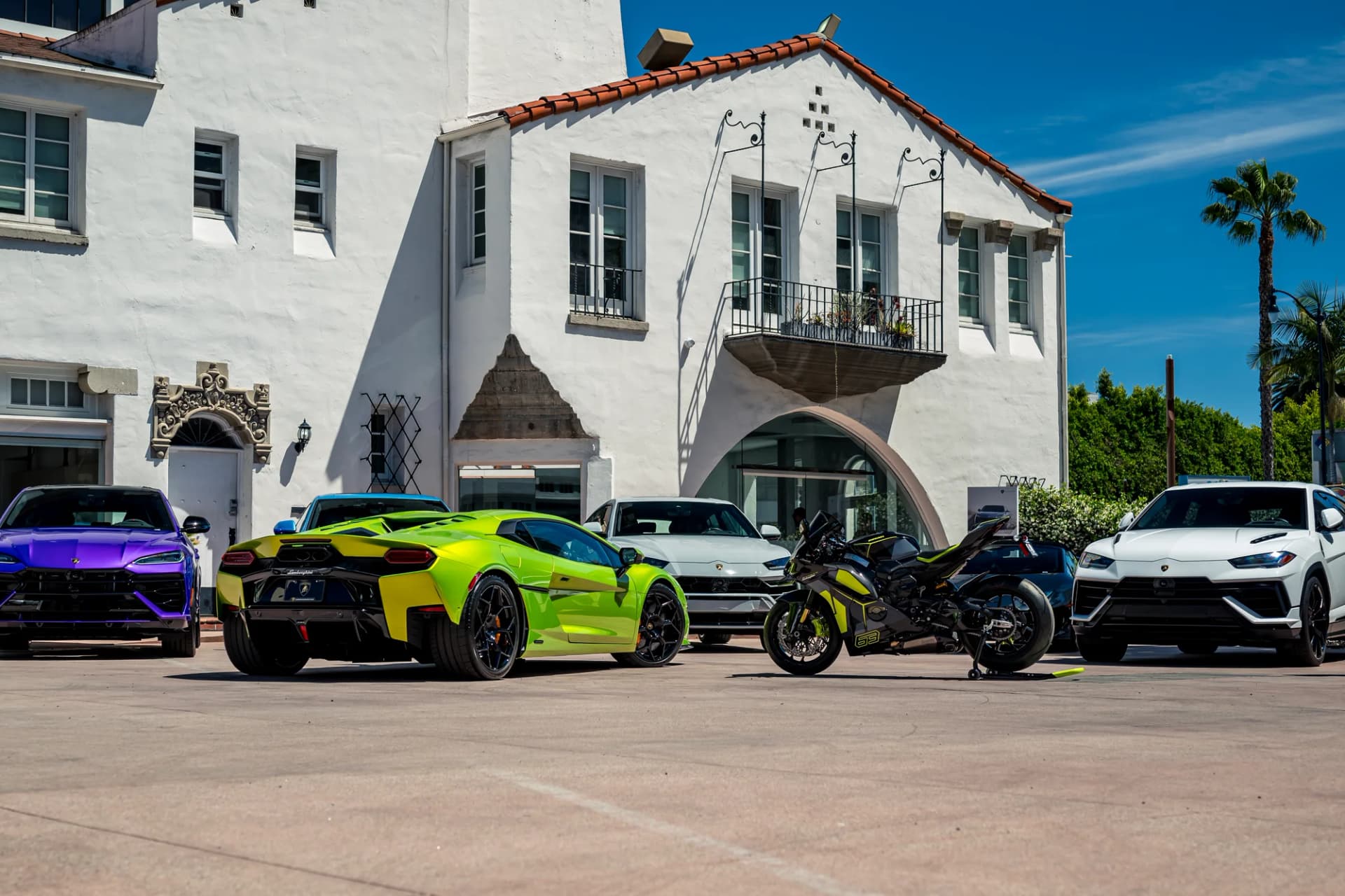 Green on green in Beverly Hills - image 16