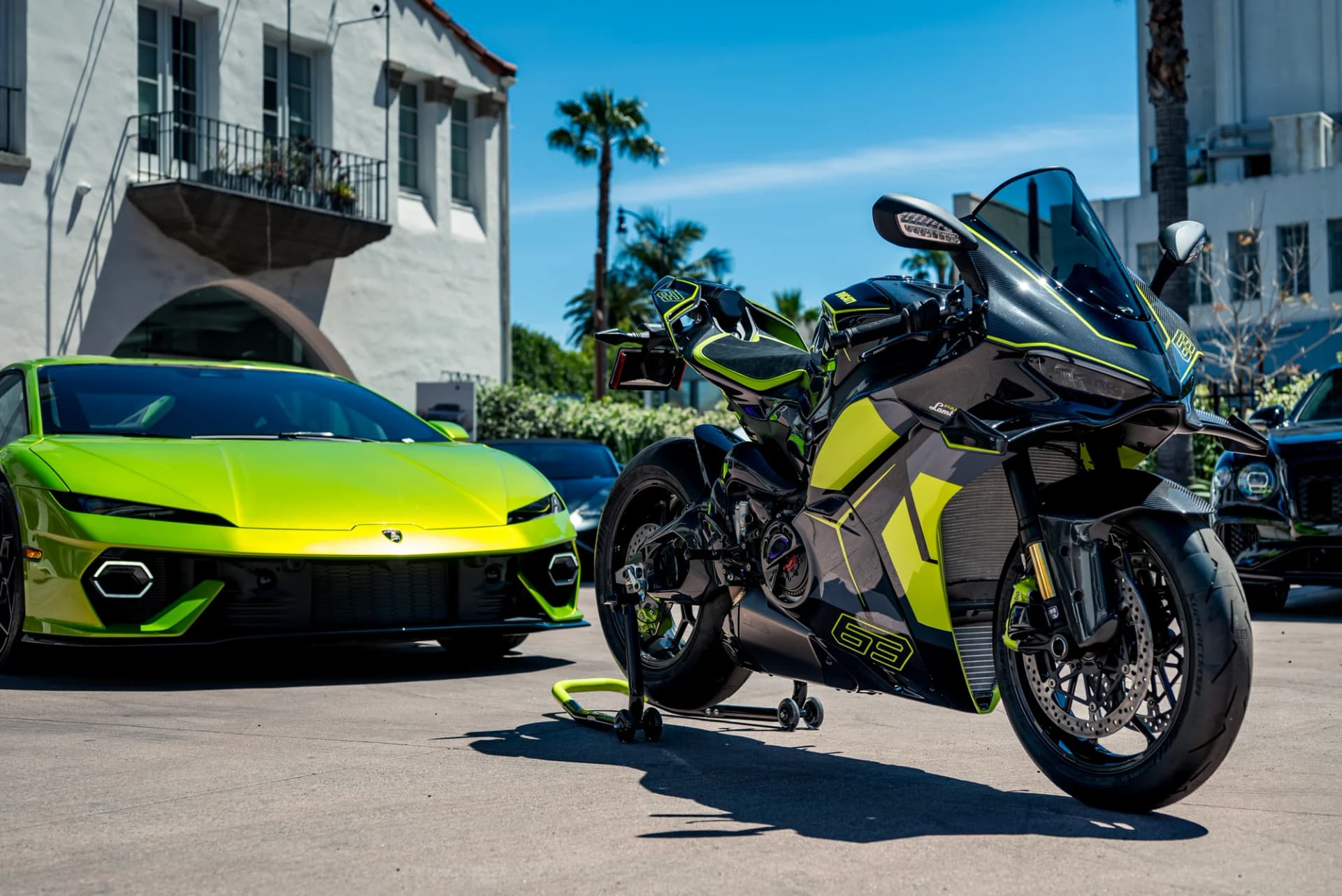 Green on green in Beverly Hills - image 9